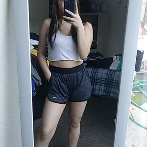 Elastic Waistband Shorts